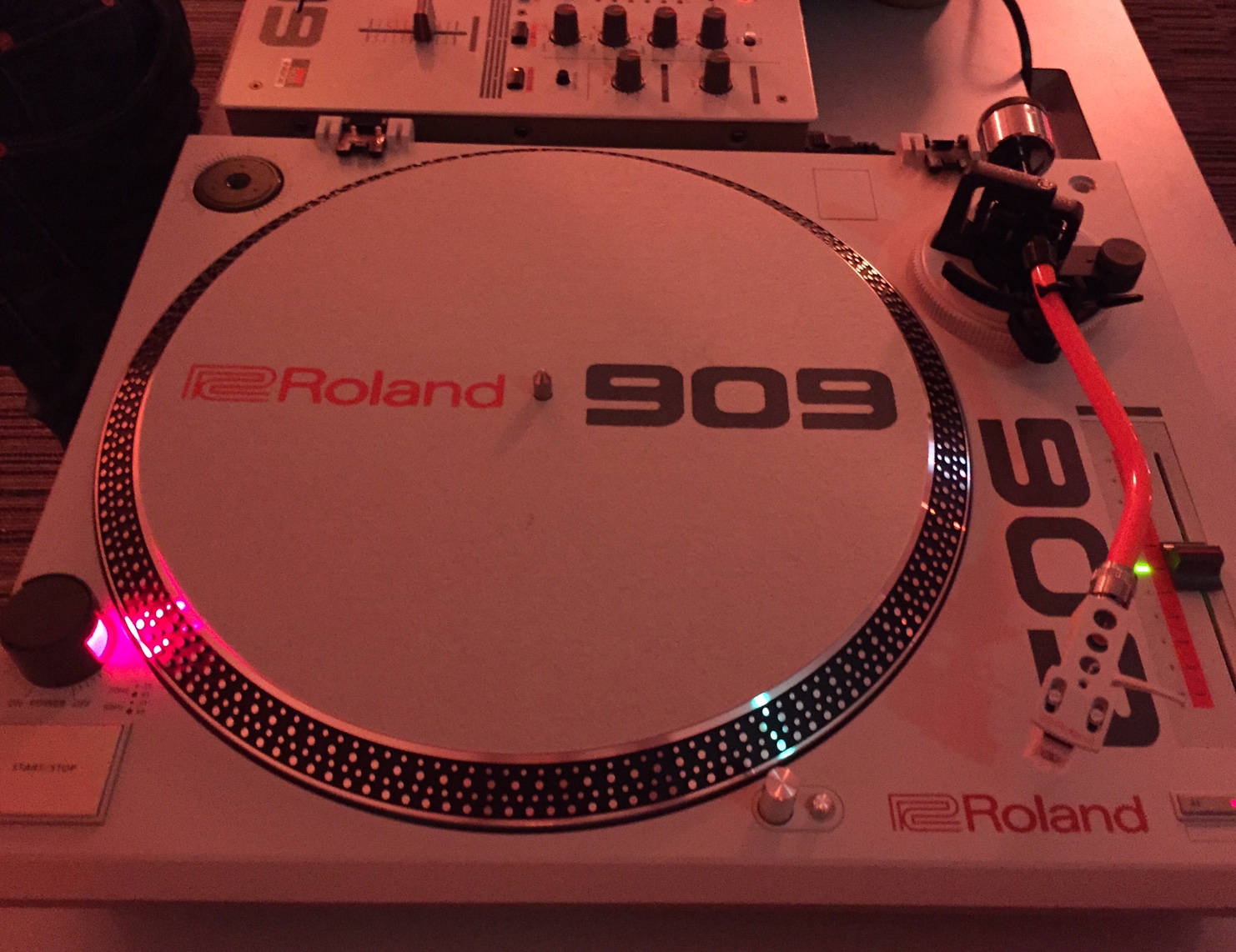 TR-909デザインの限定モデル｜Roland、ターンテーブル「TT-99」とDJミキサー「DJ-99」を発表！ – DTMers