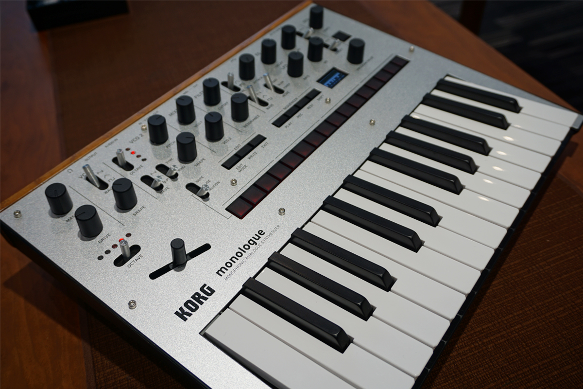 アナログシンセ初心者の方にもオススメ！発売が待たれるKORG monologue 