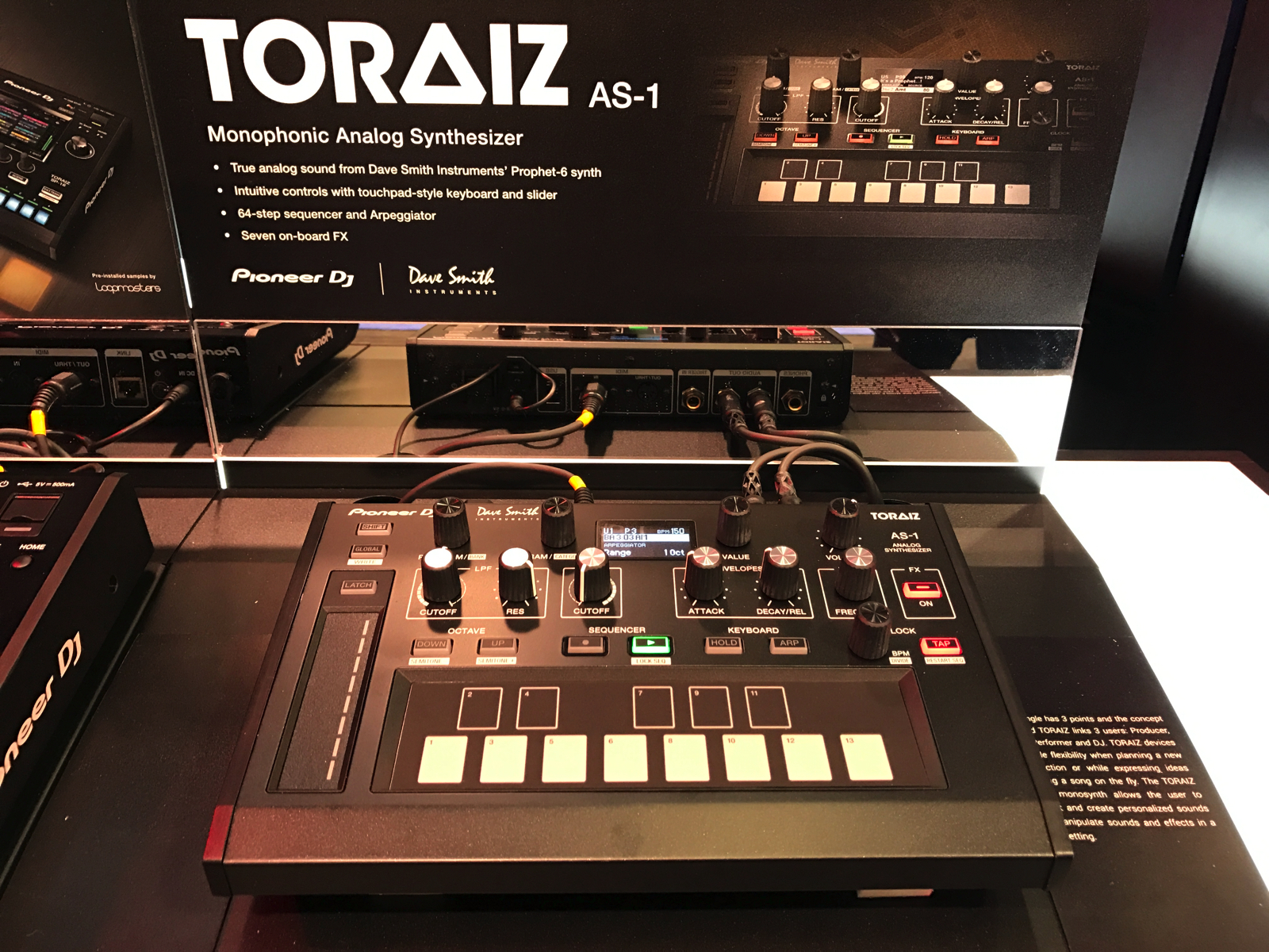 アナログシンセサイザー「TORAIZ AS-1」を発表！｜NAMM2017・ブース
