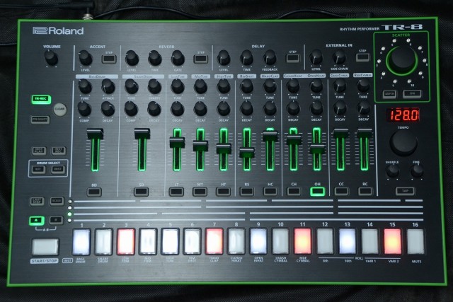 TR-8 top